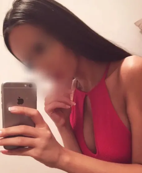 Alena, 29