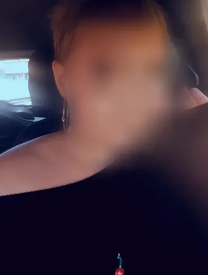 Antonia, 37