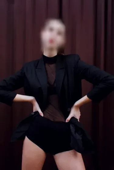 Carina, 31