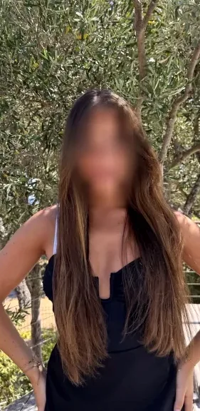 Emily, 35