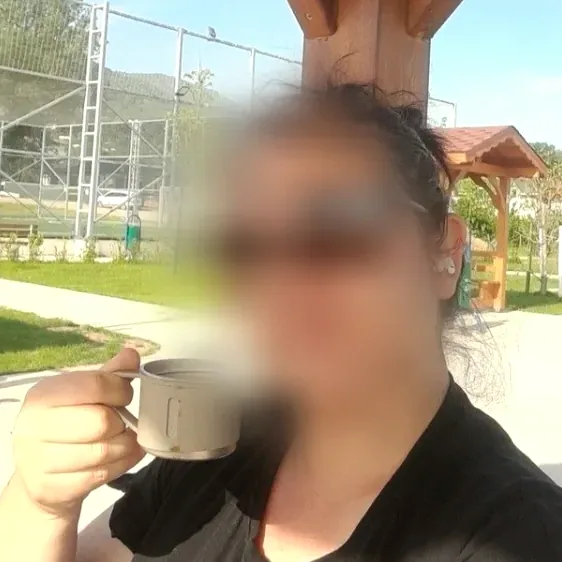Lea, 34
