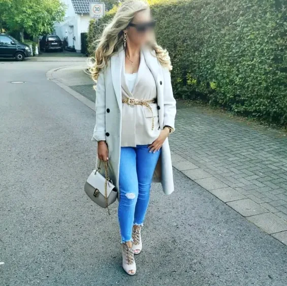 Lorena, 34