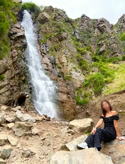 Martina, 34