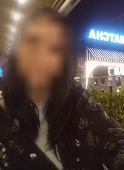 Nina, 40